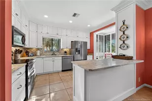 2548 NW Seagrass Dr, Palm City, FL 34990 - Photo 10