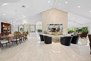 6266 SE Oakmont Pl, Stuart, FL 34997 - Photo 12