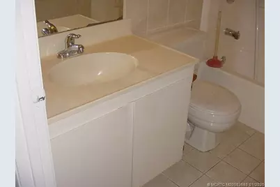 4037 NW Cinnamon Tree Circle, Jensen Beach, FL 34957 - Photo 16