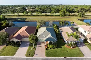 1171 SE Kirk St, Stuart, FL 34997 - Photo 32