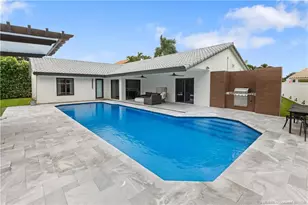 5143 Deerhurst Crescent Cir, Boca Raton, FL 33486 - Photo 1