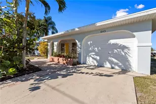 643 SE Harborview Dr, Port Saint Lucie, FL 34983 - Photo 18