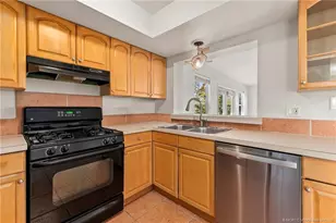 643 SE Harborview Dr, Port Saint Lucie, FL 34983 - Photo 16