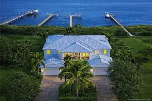 3042 NW Radcliffe Way, Palm City, FL 34990 - Photo 1