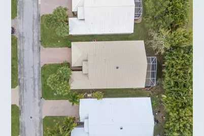 1052 SE Westminster Place, Stuart, FL 34997 - Photo 38