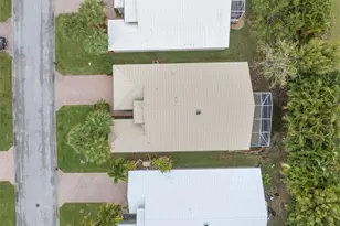 1052 SE Westminster Pl, Stuart, FL 34997 - Photo 38