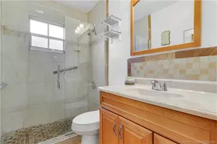 401 SW Ewing Ave, Port Saint Lucie, FL 34983 - Photo 20