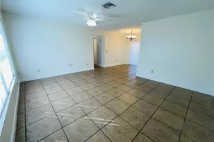 2031 SE Jackson St, Stuart, FL 34997 - Photo 4