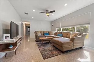 800 Anita St, Fort Pierce, FL 34982 - Photo 4