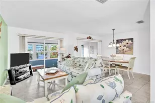 3294 NE Holly Creek Dr, Jensen Beach, FL 34957 - Photo 8