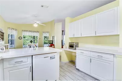 6018 Travelers Way, Fort Pierce, FL 34982 - Photo 6