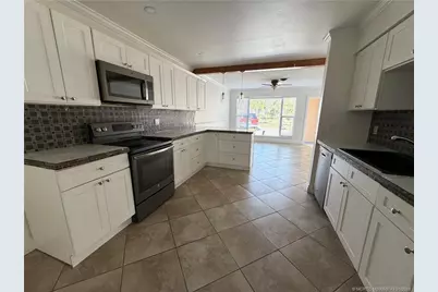 820 NW 10th Terrace, Stuart, FL 34994 - Photo 4