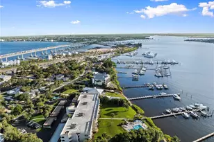 625 NW North River Dr, Stuart, FL 34994 - Photo 44