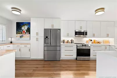 625 NW North River Drive #205, Stuart, FL 34994 - Photo 4