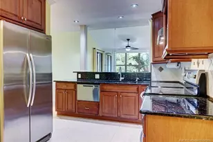 5290 SE Seascape Way, Stuart, FL 34997 - Photo 4