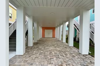 2646 NE Pelican Way E, Jensen Beach, FL 34957 - Photo 2