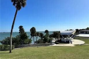 2646 NE Pelican Way E, Jensen Beach, FL 34957 - Photo 32