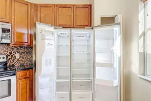 211 SW Deleon Springs Dr, Port Saint Lucie, FL 34986 - Photo 12