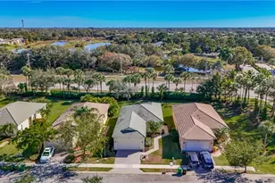 211 SW Deleon Springs Dr, Port Saint Lucie, FL 34986 - Photo 4