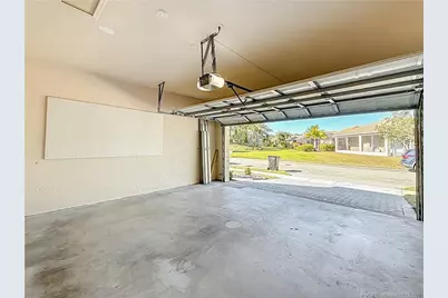 211 SW Deleon Springs Drive, Port Saint Lucie, FL 34986 - Photo 42