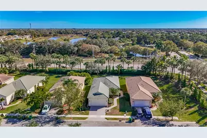 211 SW Deleon Springs Drive, Port Saint Lucie, FL 34986 - Photo 2