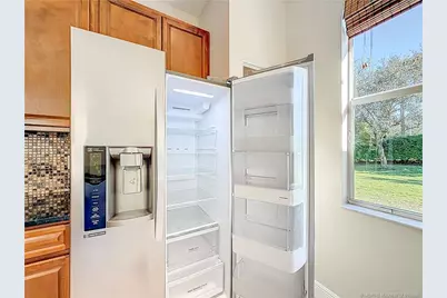 211 SW Deleon Springs Drive, Port Saint Lucie, FL 34986 - Photo 8