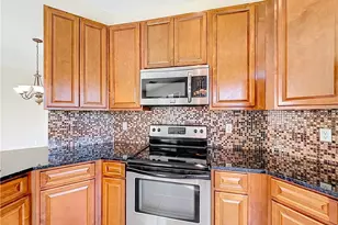 211 SW Deleon Springs Dr, Port Saint Lucie, FL 34986 - Photo 16