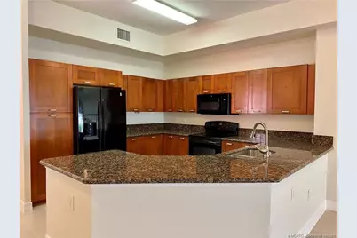 59 SE Palermo Court #102, Stuart, FL 34994 - Photo 4