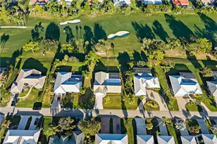 3881 SE Fairway W, Stuart, FL 34997 - Photo 8