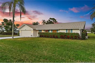 3881 SE Fairway W, Stuart, FL 34997 - Photo 4