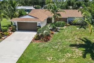 2916 SE Paramount Pl, Stuart, FL 34997 - Photo 1