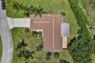 2916 SE Paramount Pl, Stuart, FL 34997 - Photo 38