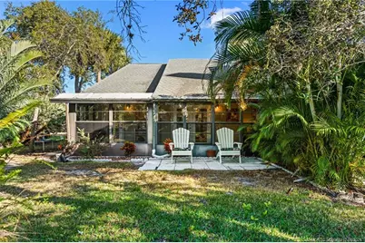 890 NE Sandalwood Place, Jensen Beach, FL 34957 - Photo 44