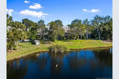 890 NE Sandalwood Place, Jensen Beach, FL 34957 - Photo 38