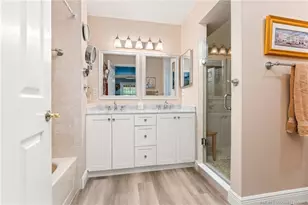 890 NE Sandalwood Pl, Jensen Beach, FL 34957 - Photo 20