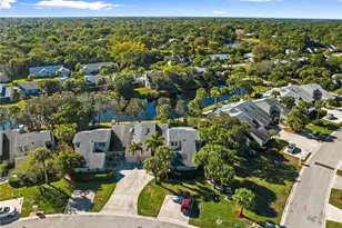 890 NE Sandalwood Pl, Jensen Beach, FL 34957 - Photo 40