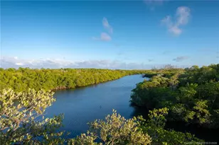 8104 SE Sand Crane Pl, Hobe Sound, FL 33455 - Photo 4