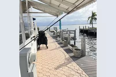 1230 Nettles Boulevard, Jensen Beach, FL 34957 - Photo 4