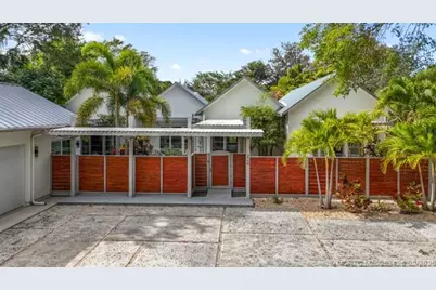 224 SE Wells Drive, Stuart, FL 34996 - Photo 1