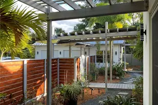 224 SE Wells Dr, Stuart, FL 34996 - Photo 10