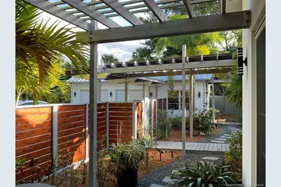 224 SE Wells Drive, Stuart, FL 34996 - Photo 8