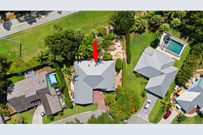 10380 SE Jupiter Narrows Drive, Hobe Sound, FL 33455 - Photo 4