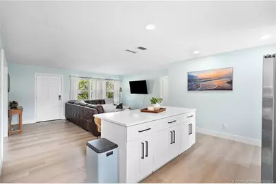 901 SE Madison Avenue, Stuart, FL 34996 - Photo 12