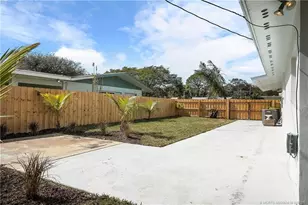 901 SE Madison Ave, Stuart, FL 34996 - Photo 36