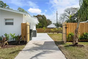 901 SE Madison Ave, Stuart, FL 34996 - Photo 40