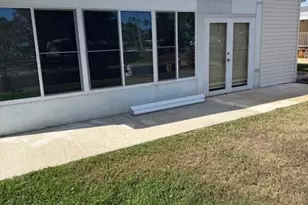 8204 E Bitterbush Ln, Port Saint Lucie, FL 34952 - Photo 4