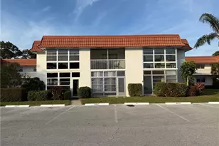 2600 SE Ocean Blvd, Stuart, FL 34996 - Photo 2