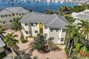 334 SW Atlanta Ave SW, Stuart, FL 34994 - Photo 2