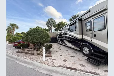 421 NW Chipshot Lane, Port Saint Lucie, FL 34986 - Photo 4