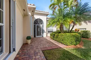 9012 SE Eldorado Way, Hobe Sound, FL 33455 - Photo 2